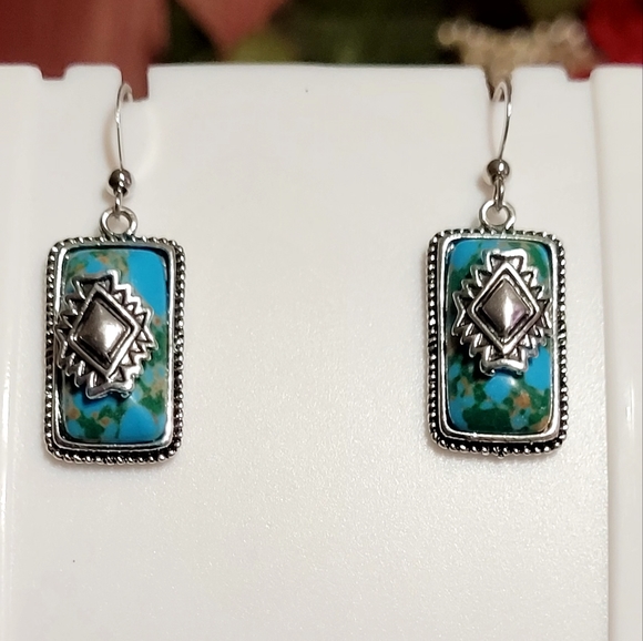 Southwestern Boho Turquoise and Silver Earrings - Picture 7 of 7